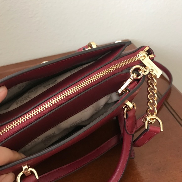 MK Stud Bag - Picture 4 of 5